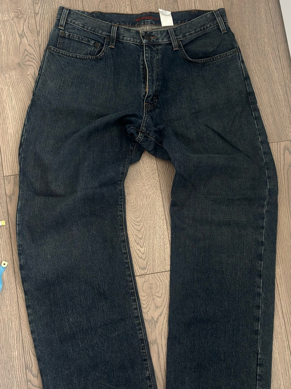Eddie Bauer Men's Relaxed Straight Jeans in Dark Blue-Black